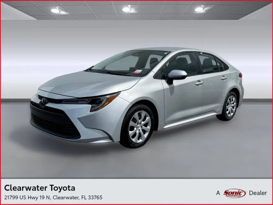 2025 Toyota Corolla LE photo 1
