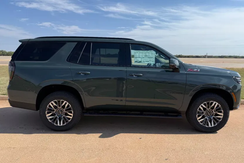2026 Chevrolet Tahoe Z71 photo 1