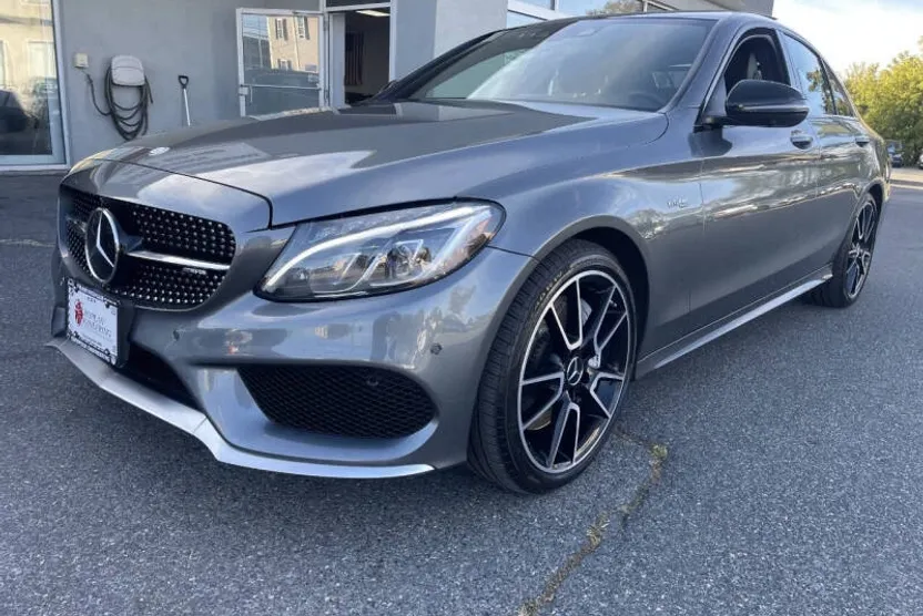 2017 Mercedes Benz C AMG 43 photo 1
