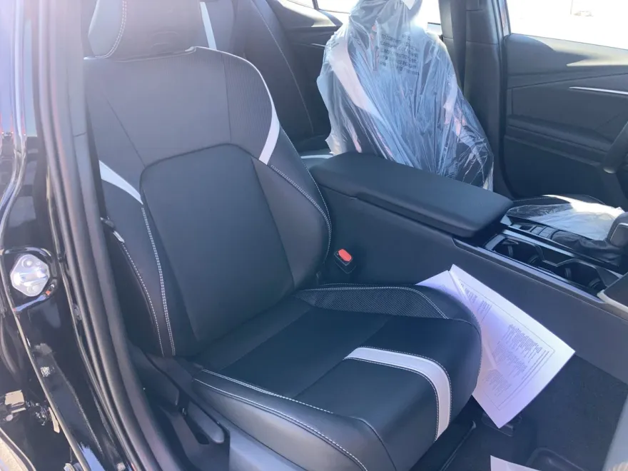2026 Toyota Camry SE photo 1