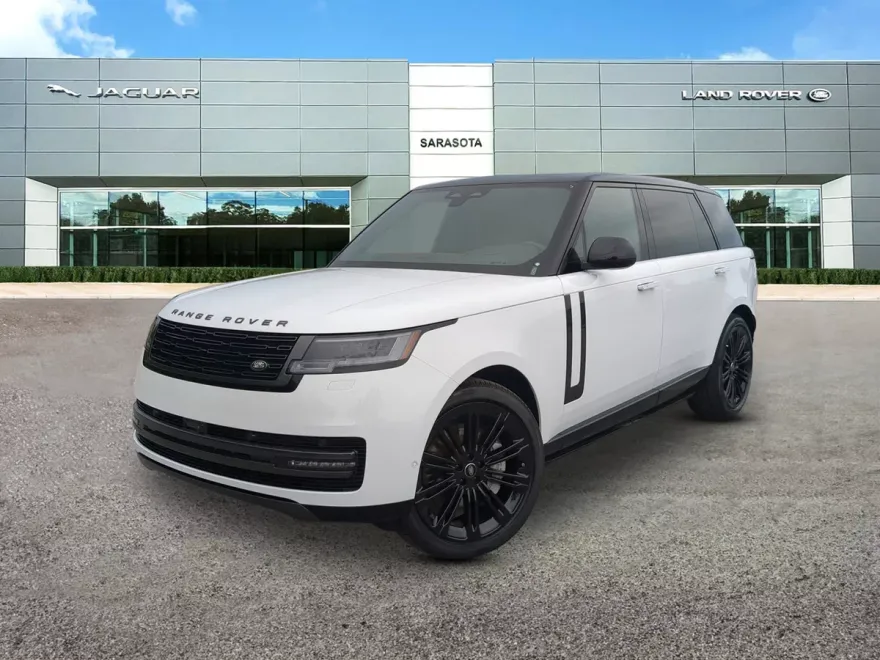 2025 Land Rover Range Rover SE photo 1