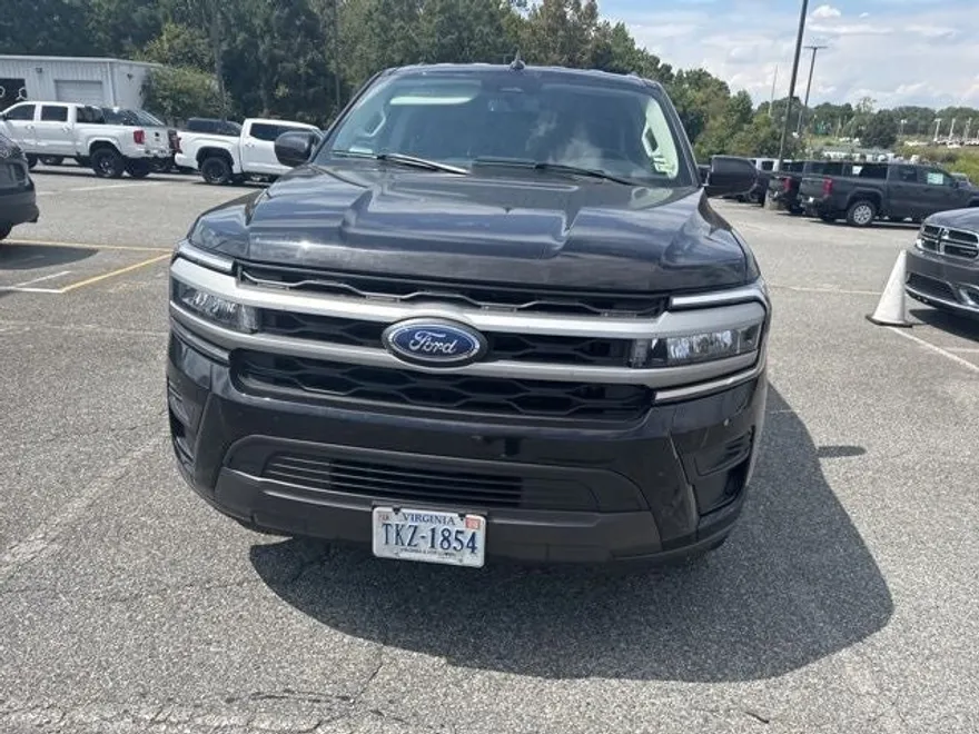 2024 Ford Expedition MAX XLT photo 1