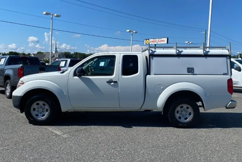 2016 Nissan Frontier S photo 1