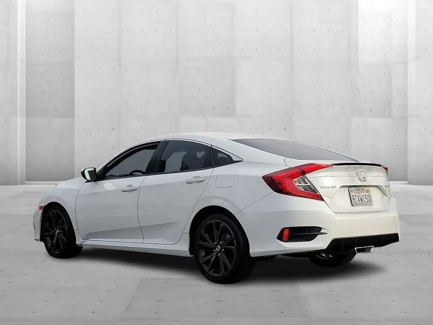 2020 Honda Civic Sport photo 1