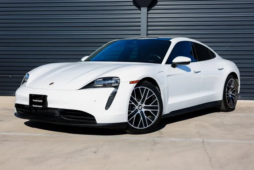 2021 Porsche Taycan Base photo 1