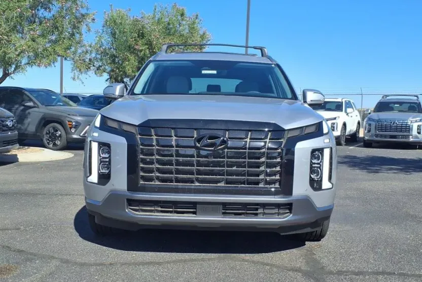 2025 Hyundai Palisade SEL photo 1