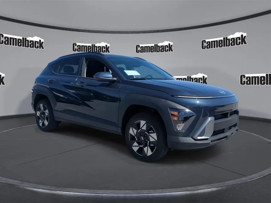2025 Hyundai Kona SEL photo 1