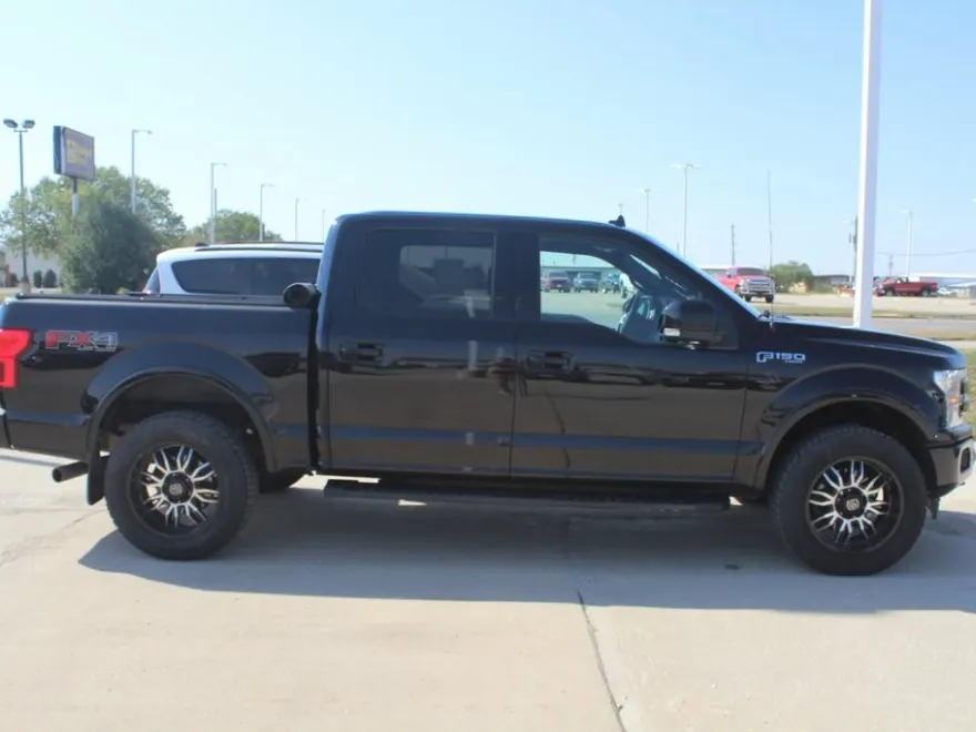 2018 Ford F-150 Lariat photo 1