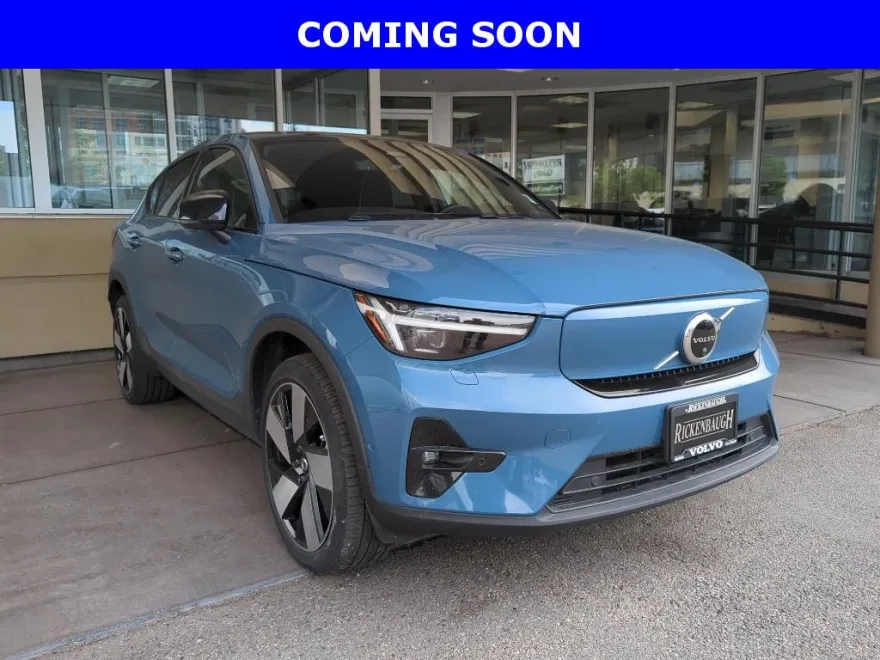 2023 Volvo C40 Ultimate photo 1