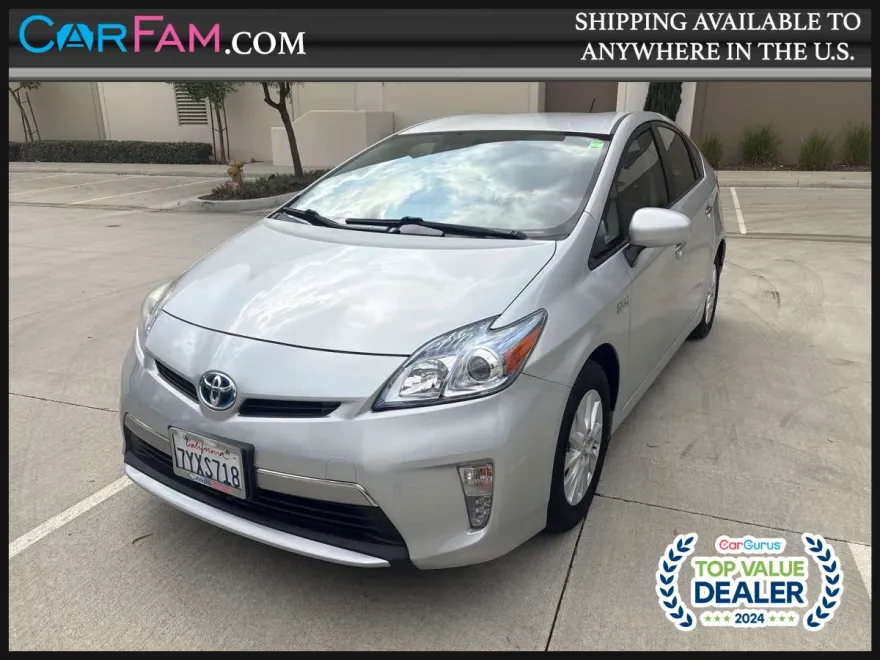2014 Toyota Prius Plug-in photo 1