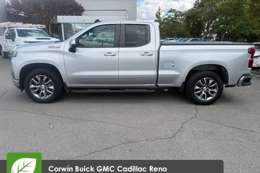 2020 Chevrolet Silverado 1500 LT photo 1