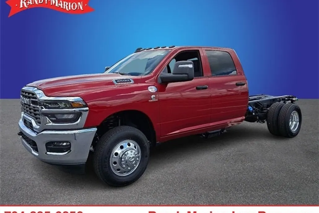 2025 Ram 3500 Tradesman photo 1