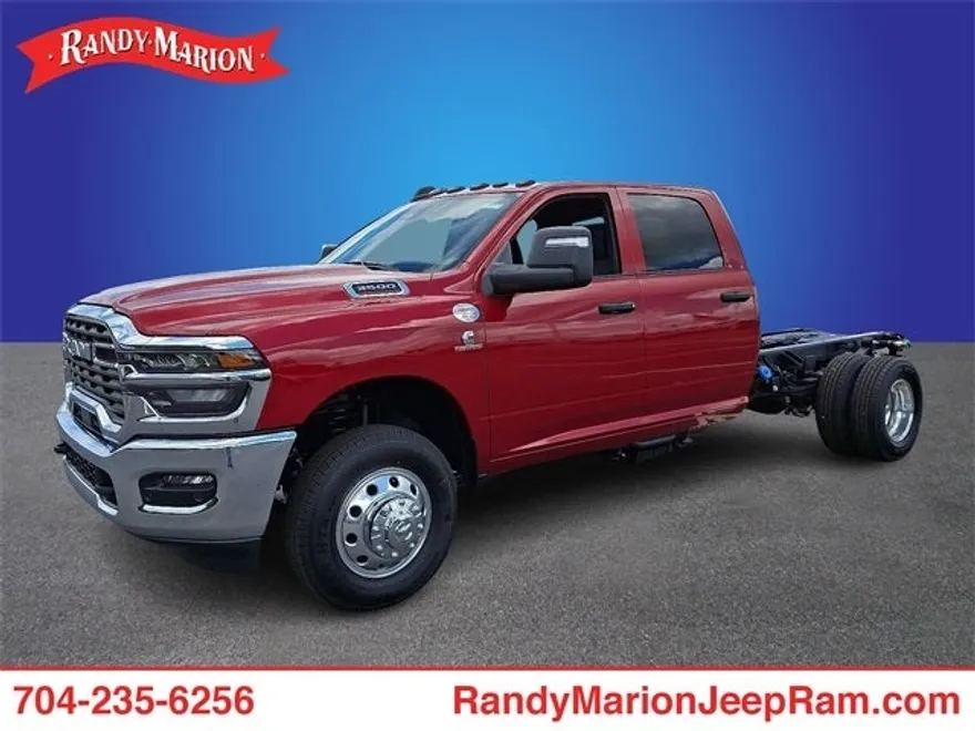 2025 Ram 3500 Tradesman photo 1