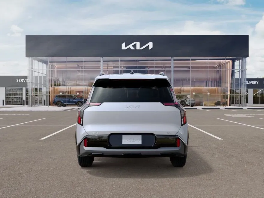 2026 Kia EV9 GT-Line photo 1