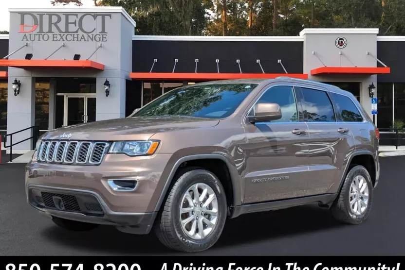 2021 Jeep Grand Cherokee Laredo E photo 1