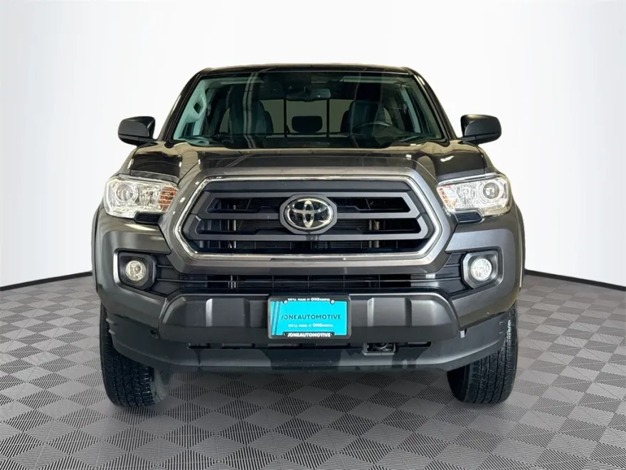 2023 Toyota Tacoma SR5 photo 1