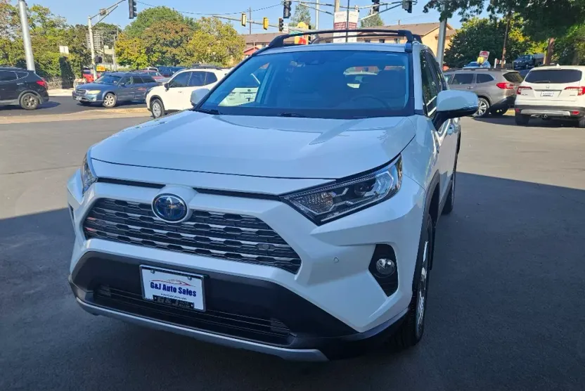 2021 Toyota RAV4 Hybrid Limited photo 1