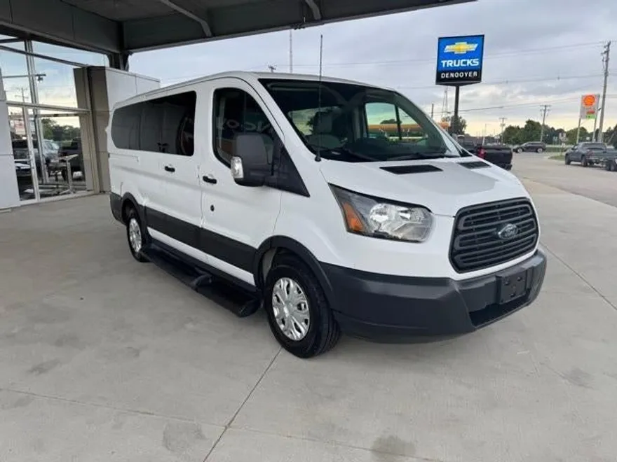 2017 Ford Transit XL photo 1