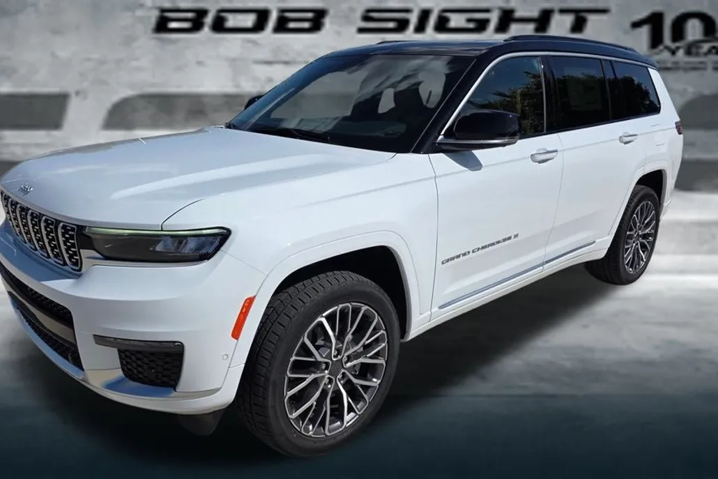 2025 Jeep Grand Cherokee L Summit Reserve photo 1