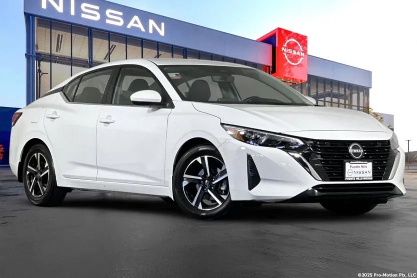 2025 Nissan Sentra SV photo 1