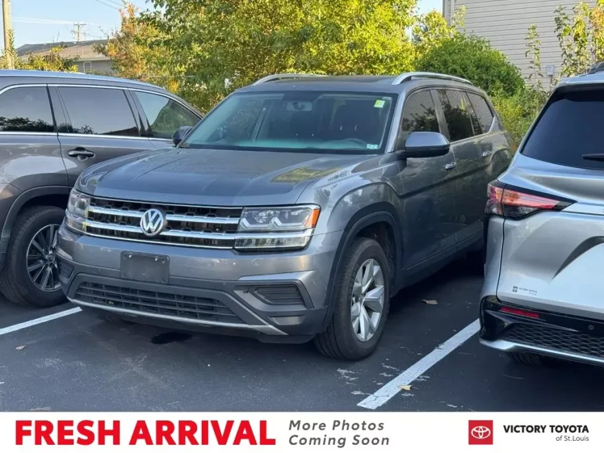 2018 Volkswagen Atlas Launch Edition photo 1