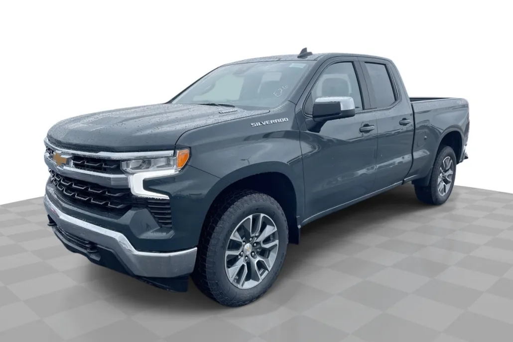 2026 Chevrolet Silverado 1500 LT photo 1