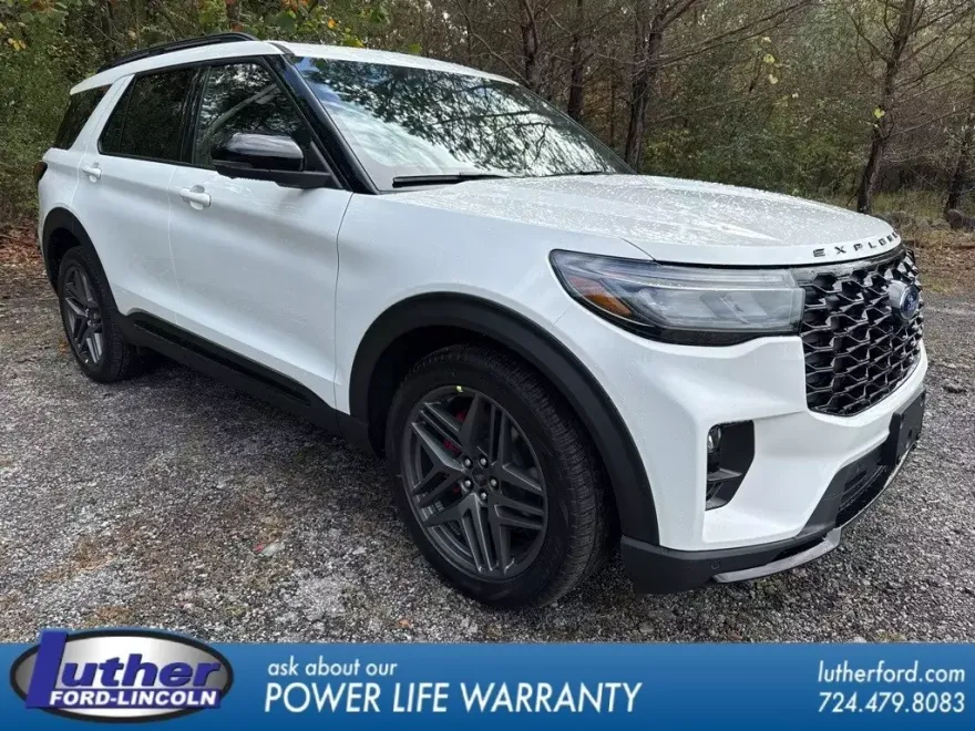 2025 Ford Explorer ST photo 1