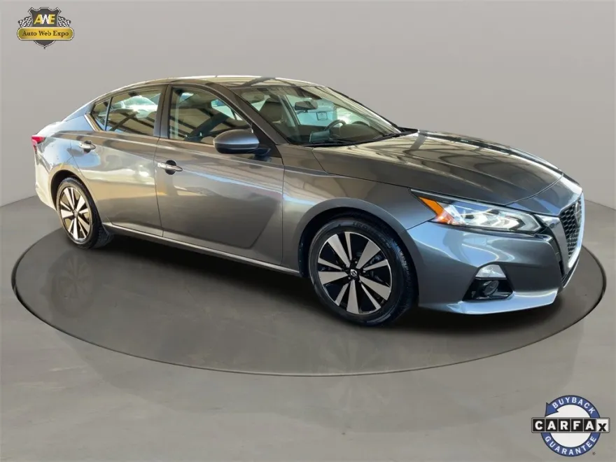 2022 Nissan Altima 2.5 SV photo 1