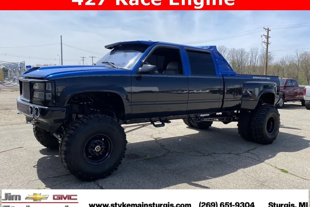 1999 Chevrolet Silverado 3500HD photo 1