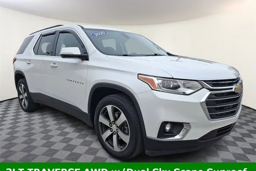 2020 Chevrolet Traverse Leather photo 1