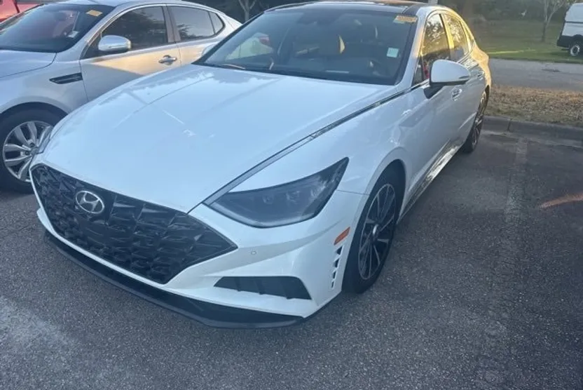 2021 Hyundai Sonata Limited photo 1