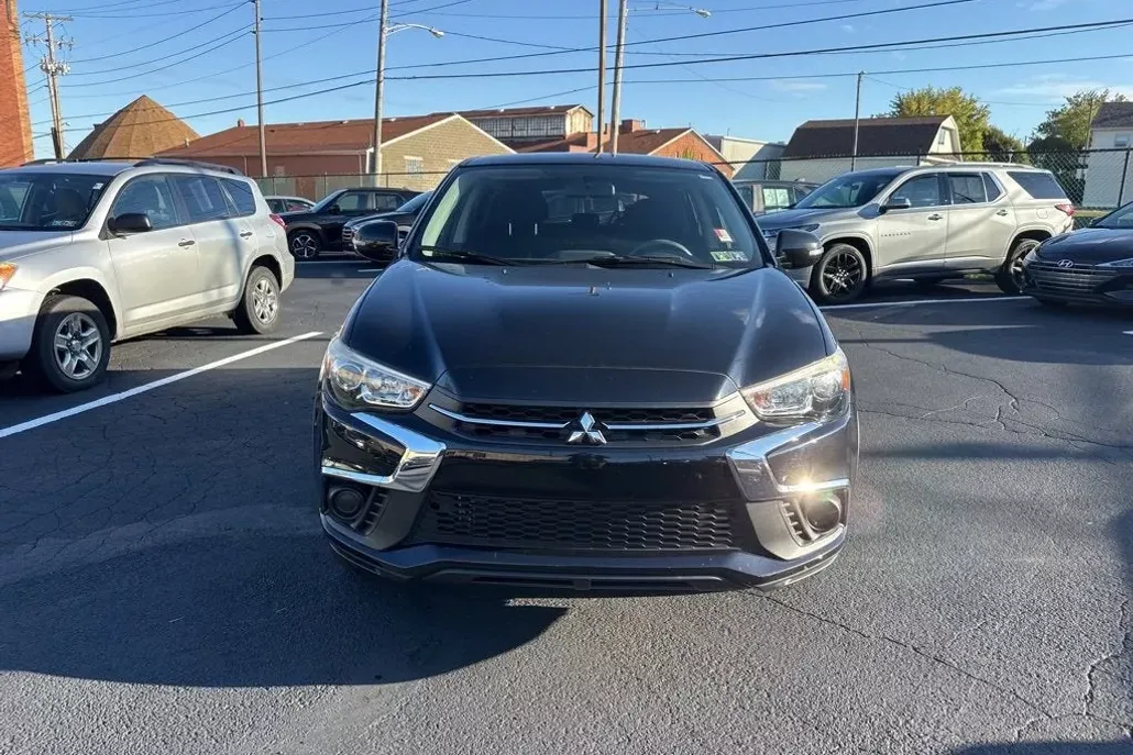 2019 Mitsubishi Outlander Sport ES photo 1