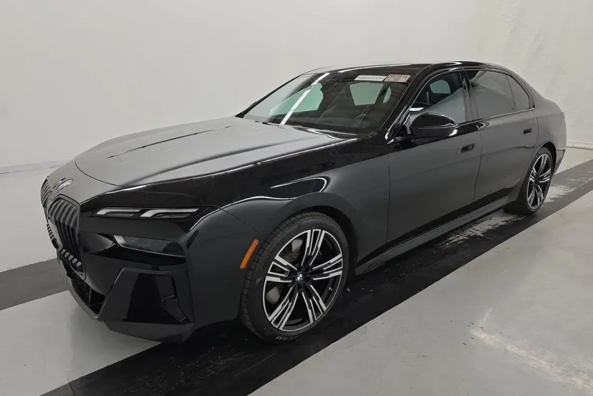2023 Bmw 740i Sedan photo 1