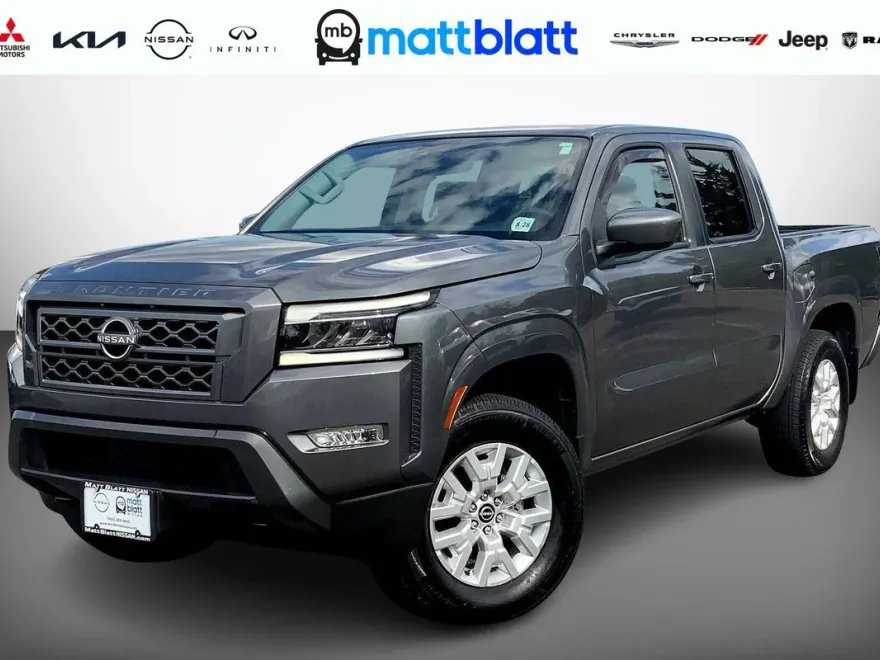 2023 Nissan Frontier SV photo 1