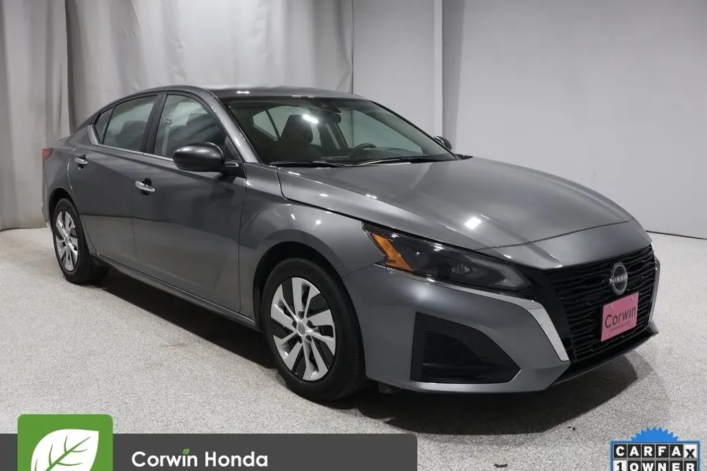 2024 Nissan Altima S photo 1