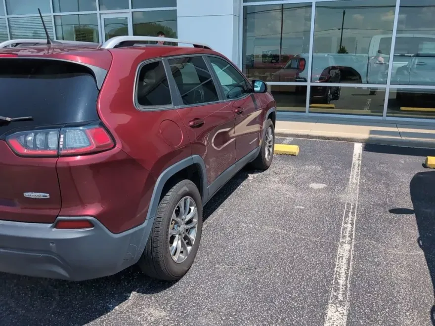 2020 Jeep Cherokee Latitude photo 1