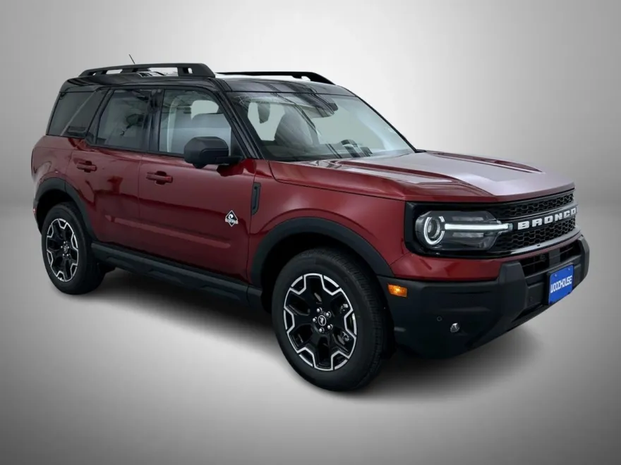 2025 Ford Bronco Sport Outer Banks photo 1