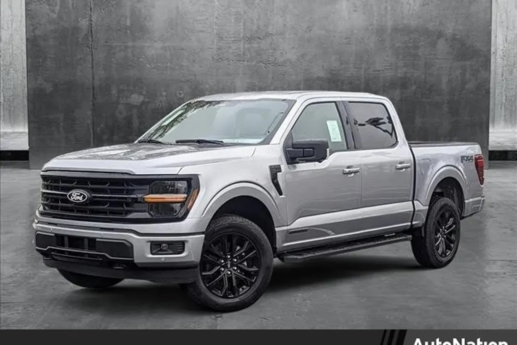 2025 Ford F-150 XLT photo 1