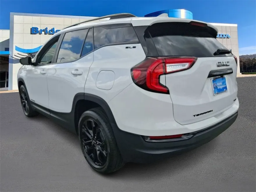 2022 Gmc Terrain SLE photo 1