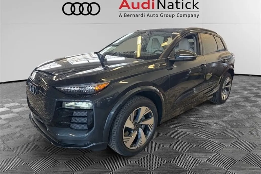 2025 Audi Q6 E-tron Premium Plus photo 1