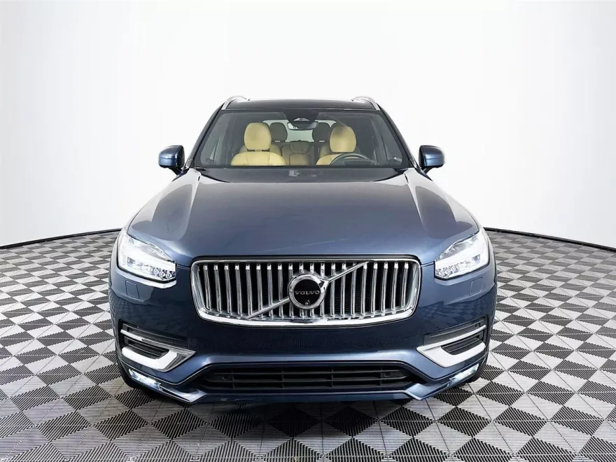 2024 Volvo XC90 Ultimate photo 1