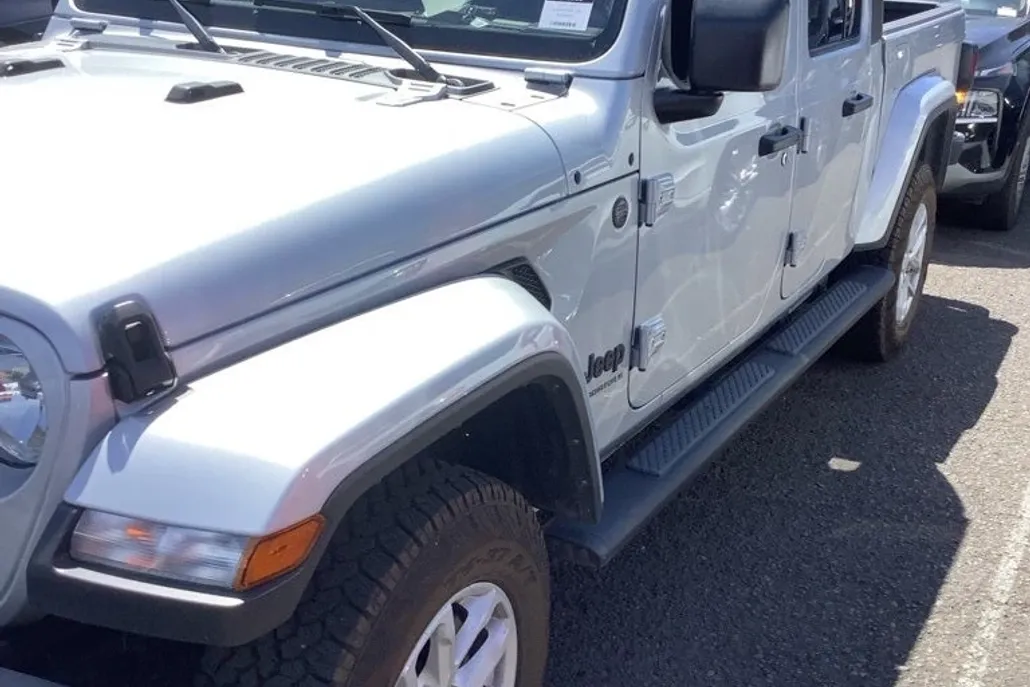 2023 Jeep Gladiator Sport photo 1