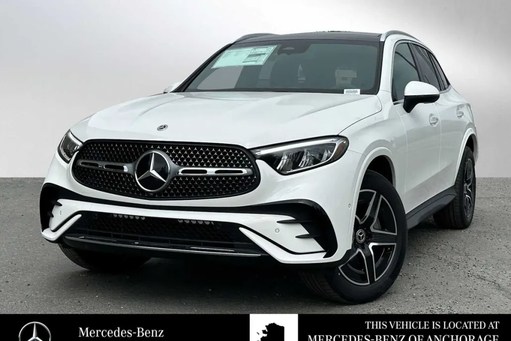 2025 Mercedes Benz GLC 300 4MATIC photo 1