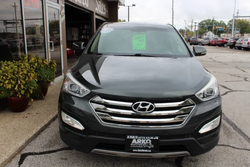 2013 Hyundai Santa Fe Sport photo 1