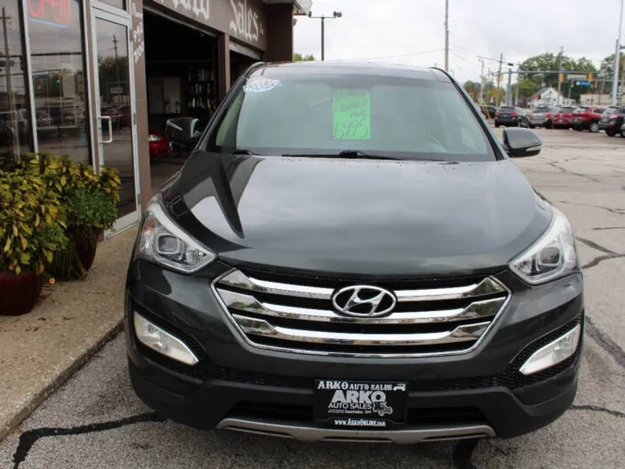 2013 Hyundai Santa Fe Sport photo 1
