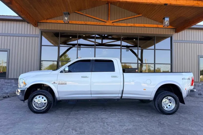 2016 Ram 3500 Laramie photo 1