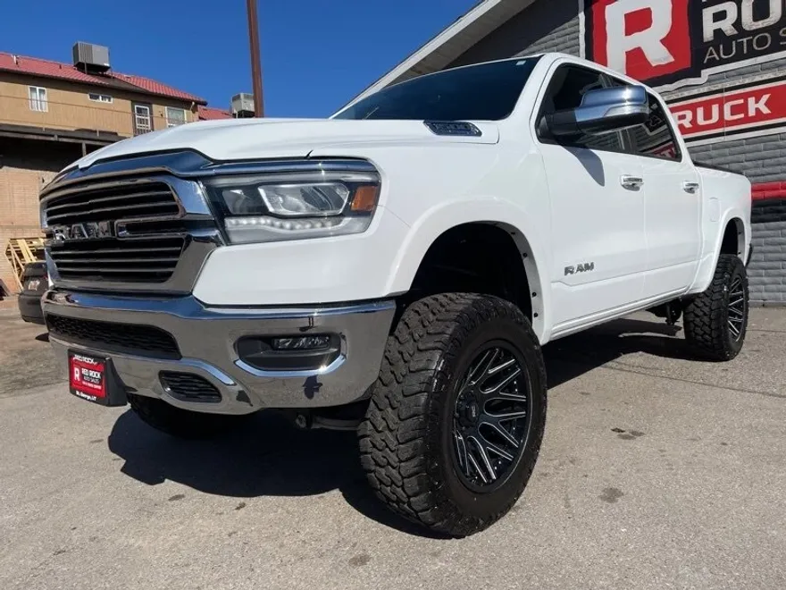 2022 Ram 1500 Laramie photo 1