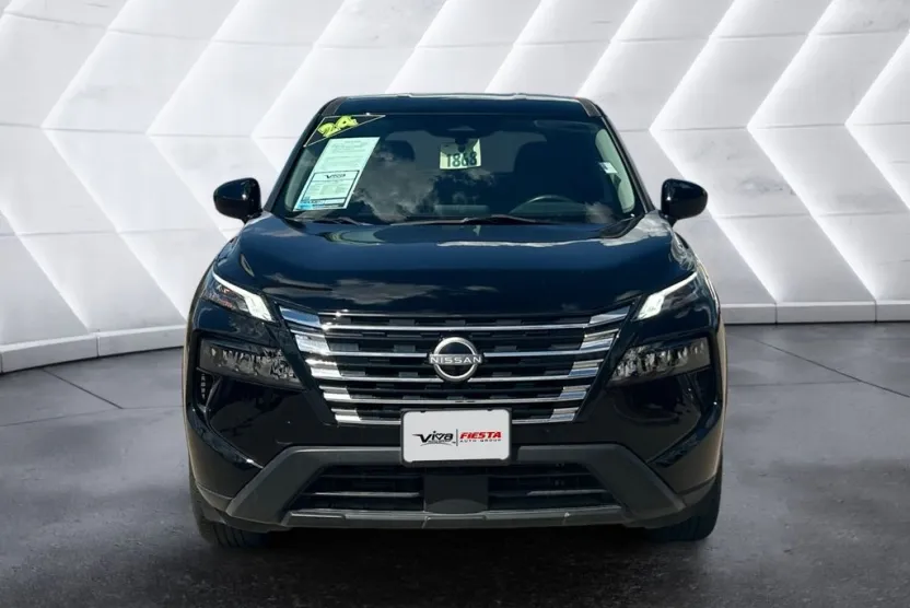 2024 Nissan Rogue SV photo 1