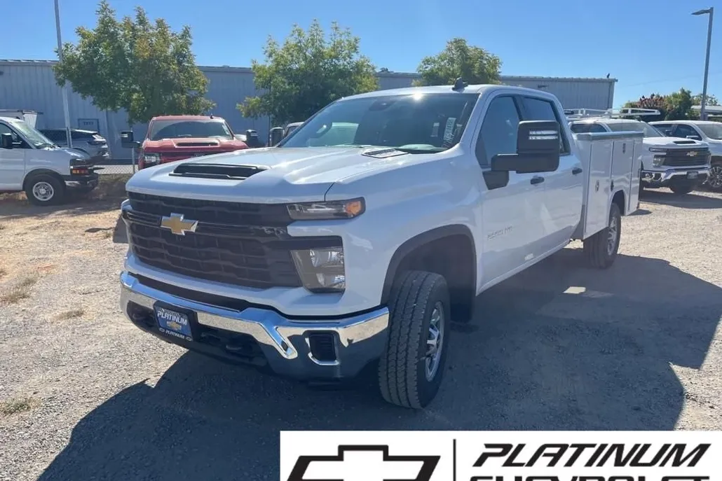 2024 Chevrolet Silverado 2500HD photo 1