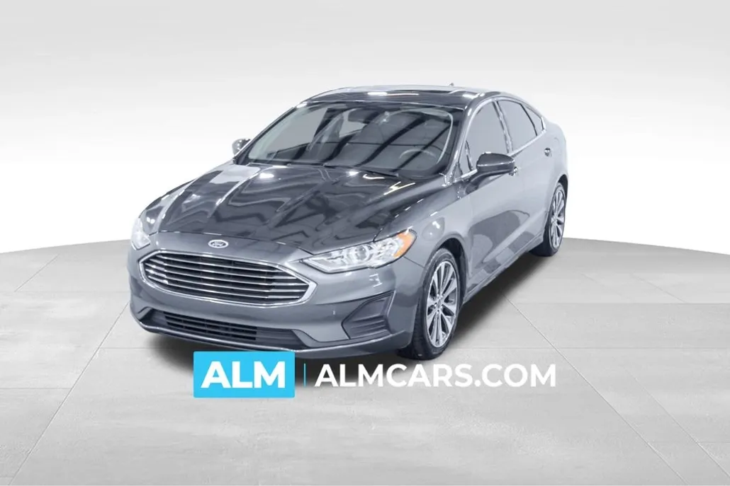 2020 Ford Fusion SE photo 1